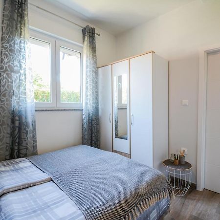 Apartment Piccolo For 2 Zadar Ngoại thất bức ảnh